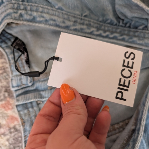 BNWT Light Blue Denim Mini Dress - Picture 4 of 9